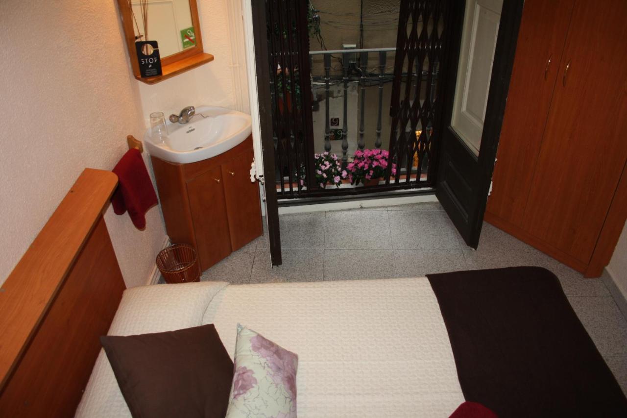 Pension Colmenero Barcelona Cameră foto